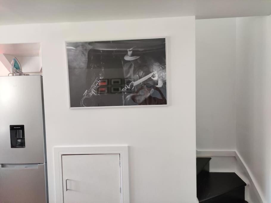 The Old Bar In Wiltshire - 1 Bedroom Guesthouse Chippenham  Luaran gambar